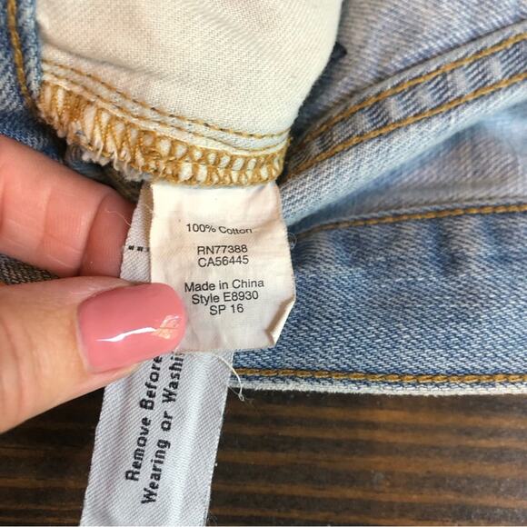 Madewell Denim Shorts Women’s 25 Light Wash Frayed Raw Hem Relaxed Boho Summer - Picture 7 of 9